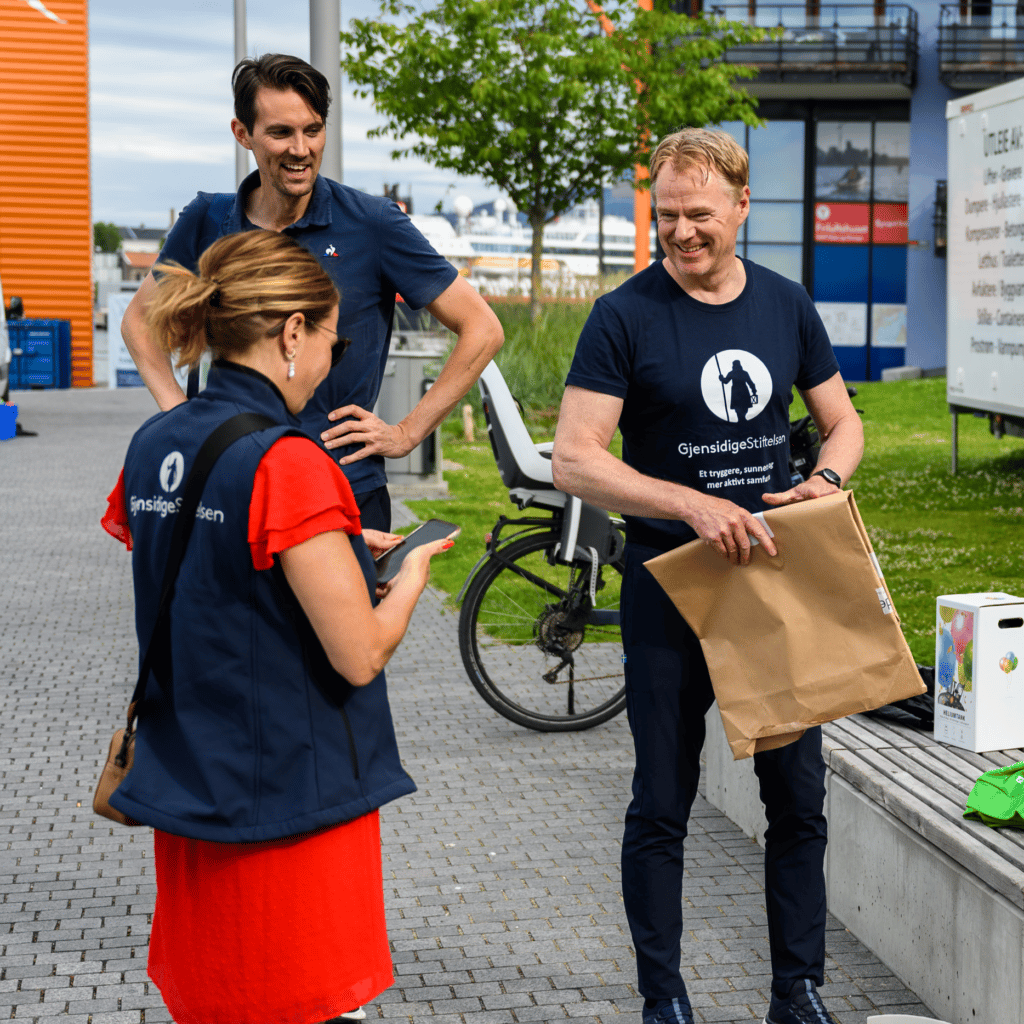 Bilde av ansatte i Gjensidigestiftelsen. Foto: Johannes Granseth